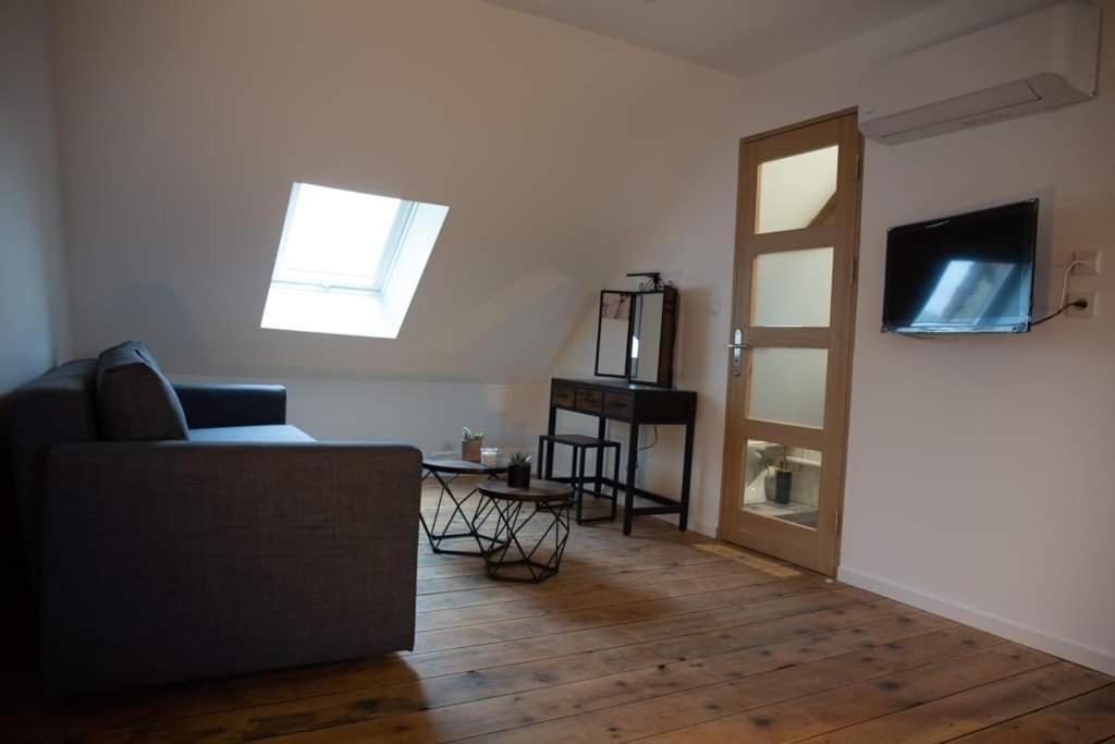 Cyris - Chambres Duplex Climatisees - Spa & Piscine Centre Ville Saint-Germain-des-Fosses Eksteriør bilde
